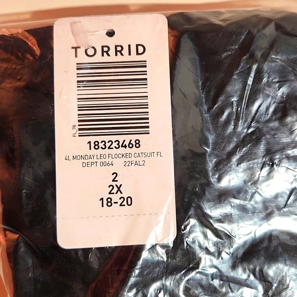 ❤️NWT VINTAGE TORRID CATSUIT - FULL LENGTH - LEOPARD ANIMAL PRINT PLUS SIZE - Picture 5 of 13